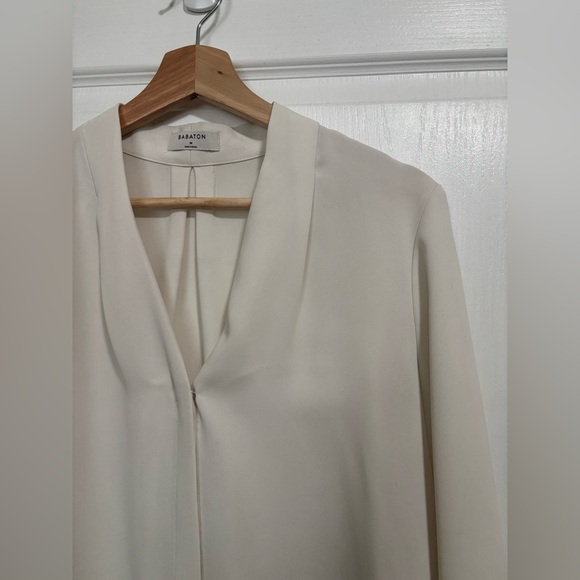BABATON Power Blouse - Picture 3 of 4
